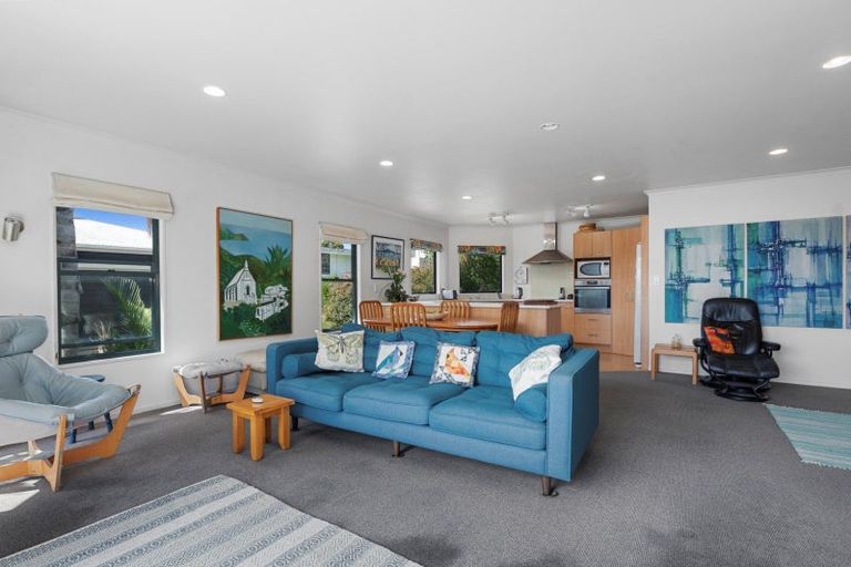 Photo of property in 60 Hamurana Road, Omokoroa, 3114