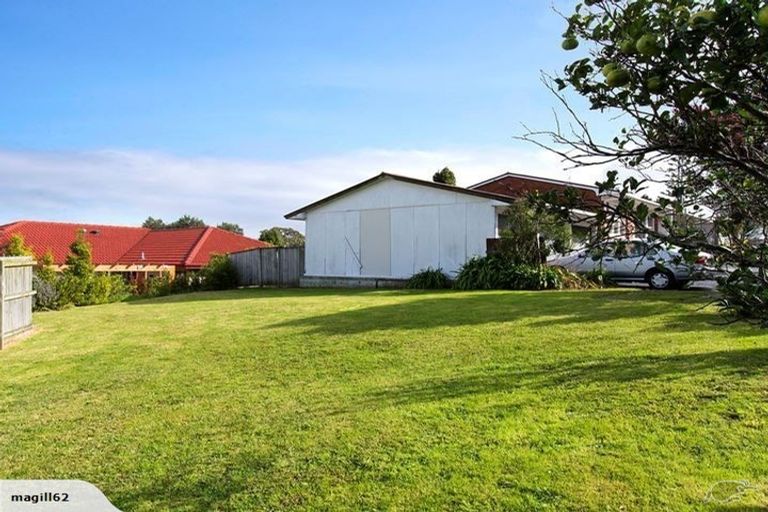 Photo of property in 3/60 Ridge Road, Howick, Auckland, 2014