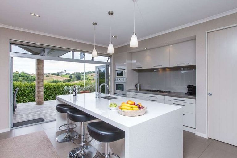 Photo of property in 26 Moore Street, Hillcrest, Auckland, 0627