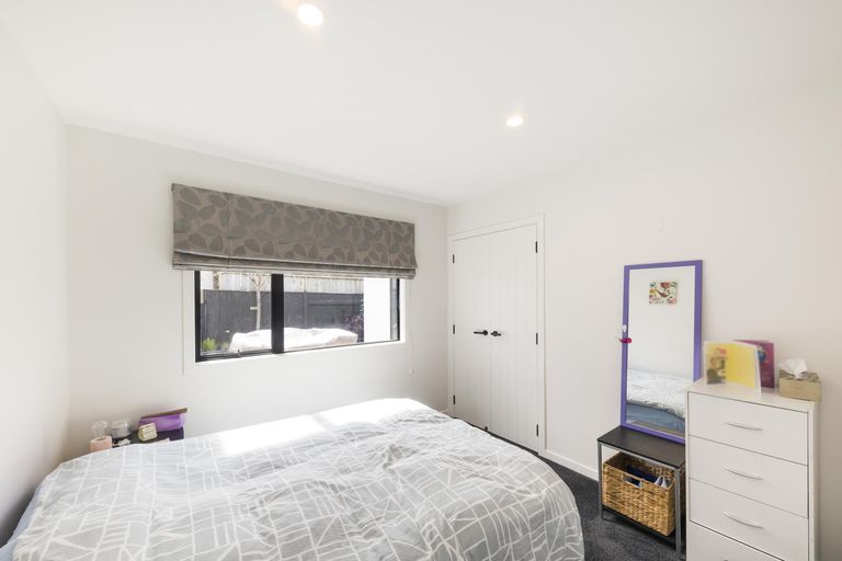 Photo of property in 24a Roberts Line, Kelvin Grove, Palmerston North, 4414