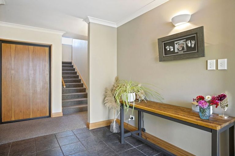 Photo of property in 5 Freeman Close, Abbotsford, Dunedin, 9018