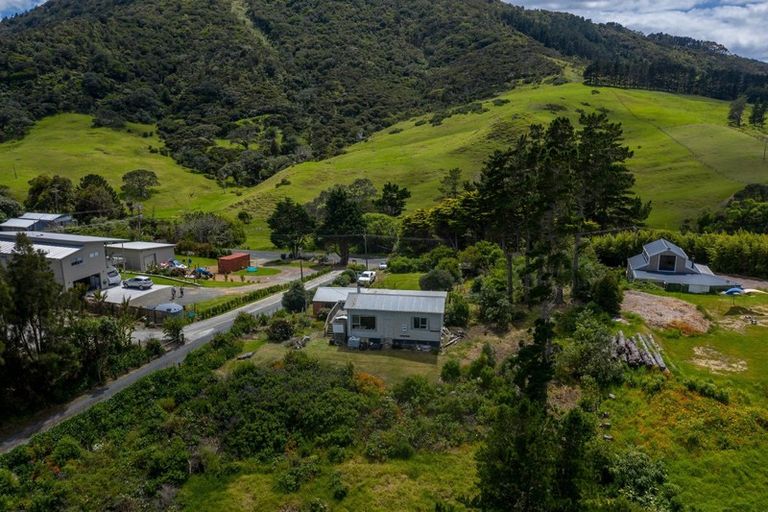 Photo of property in 38 Ocean Beach Road, Whangarei Heads, Whangarei, 0174