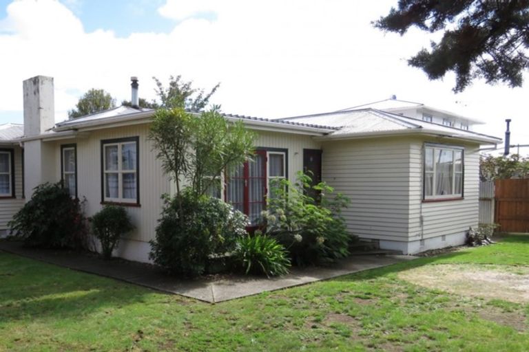 Photo of property in 79 Tiro Tiro Road, Levin, 5510