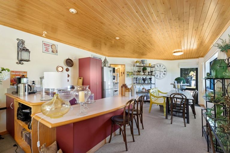 Photo of property in 221 Paku Drive, Tairua, 3508