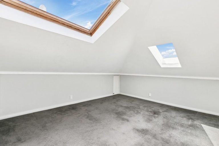 Photo of property in 5 Mckenzie Terrace, Te Aro, Wellington, 6011