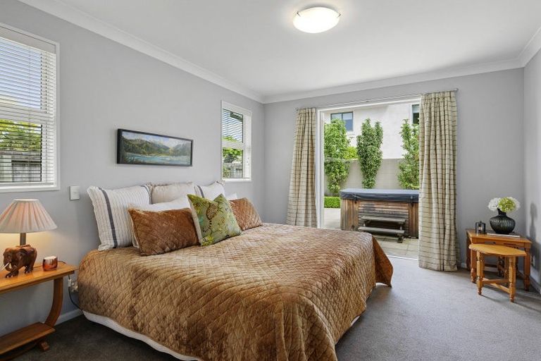 Photo of property in 9 Kereru Lane, Riccarton, Christchurch, 8011