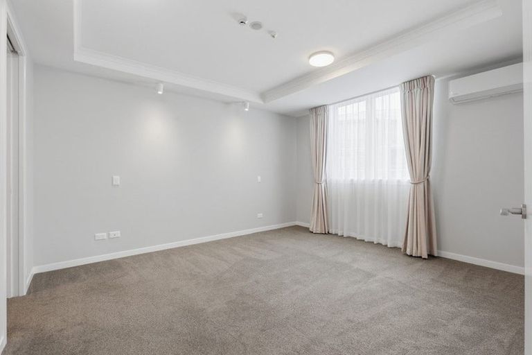 Photo of property in 140 Eaves Bush Parade, Orewa, 0931