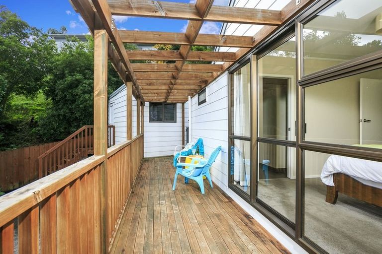 Photo of property in 11 Squirrel Lane, Browns Bay, Auckland, 0630