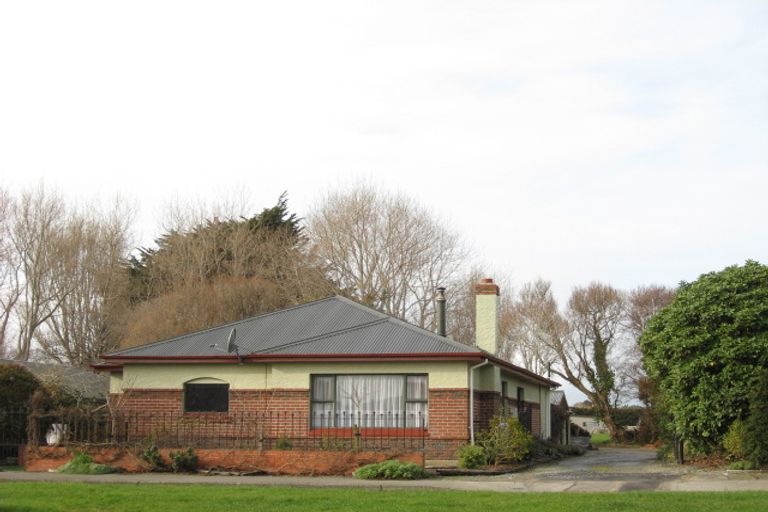 Photo of property in 775 Queens Drive, Waikiwi, Invercargill, 9810