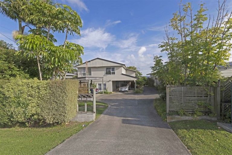 Photo of property in 306 Sunset Road, Windsor Park, Auckland, 0632