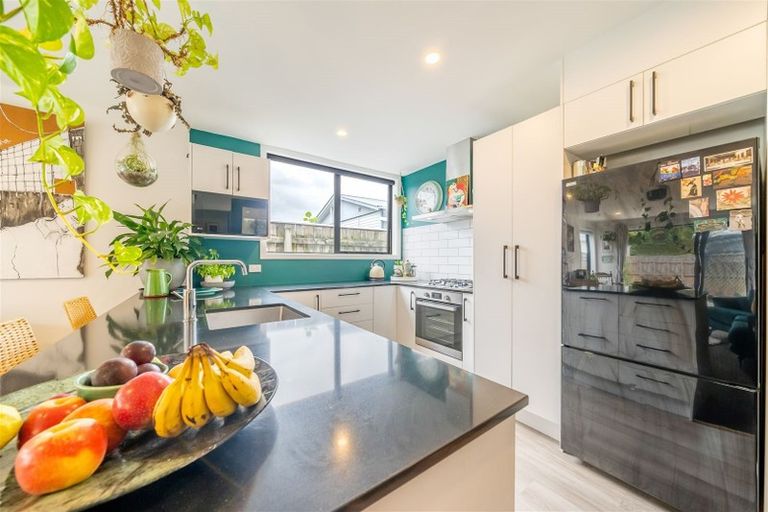 Photo of property in 75b Ward Street, Wallaceville, Upper Hutt, 5018