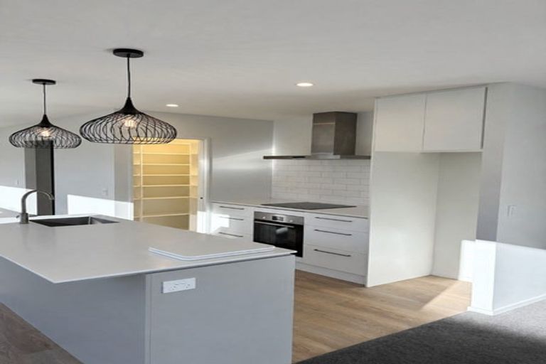 Photo of property in 8 Accadia Drive, Rolleston, 7614