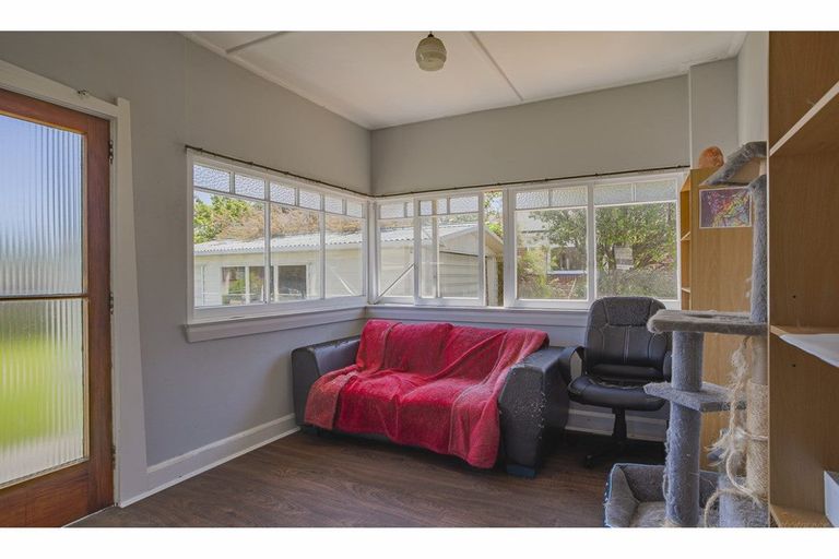 Photo of property in 15 Saint George Street, Watlington, Timaru, 7910