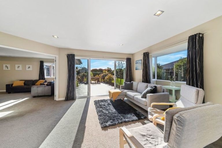 Photo of property in 27 Cameron Crescent, Rolleston, 7614