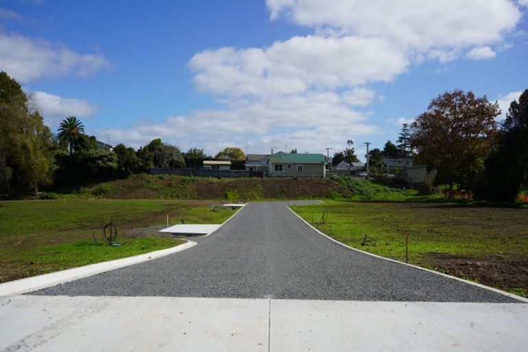 Photo of property in 87 Norwood Road, Bayswater, Auckland, 0622