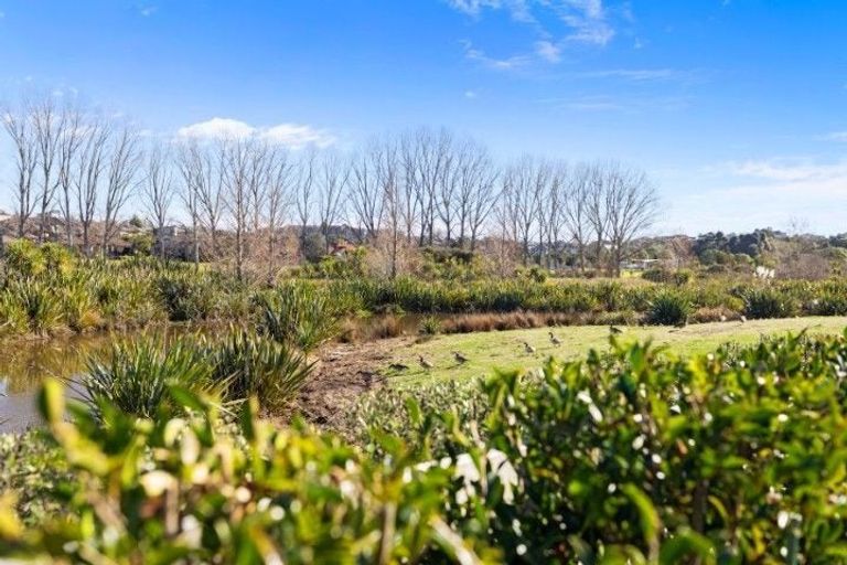 Photo of property in 74 Saint Pauls Drive, Brookfield, Tauranga, 3110