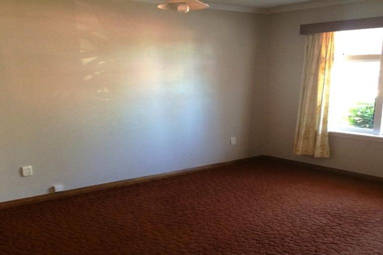 Photo of property in 2/14 Shaftesbury Street, Avonhead, Christchurch, 8042