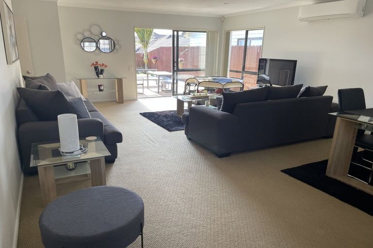 Photo of property in 28 Espalier Drive, Henderson, Auckland, 0612