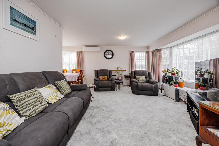 Photo of property in 44 Heybridge Street, Manurewa, Auckland, 2102