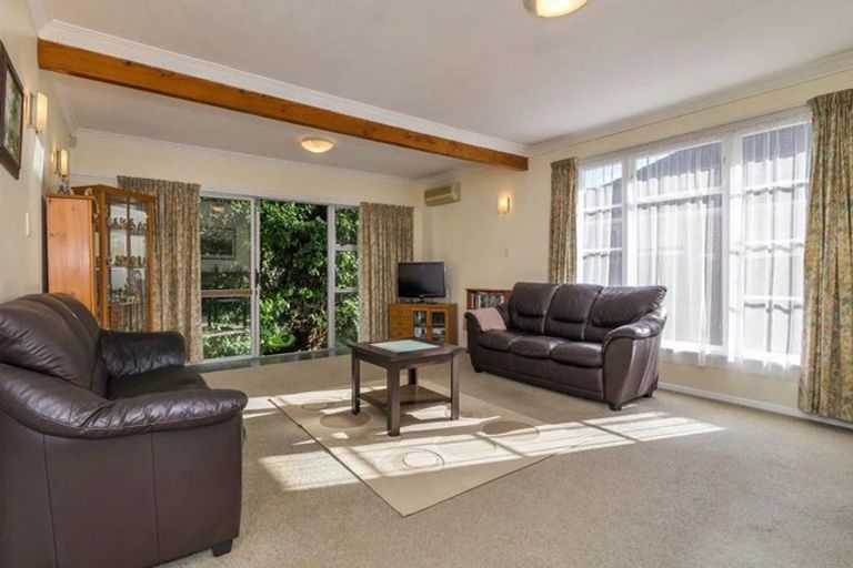 Photo of property in 6 Hildreth Street, Trentham, Upper Hutt, 5018