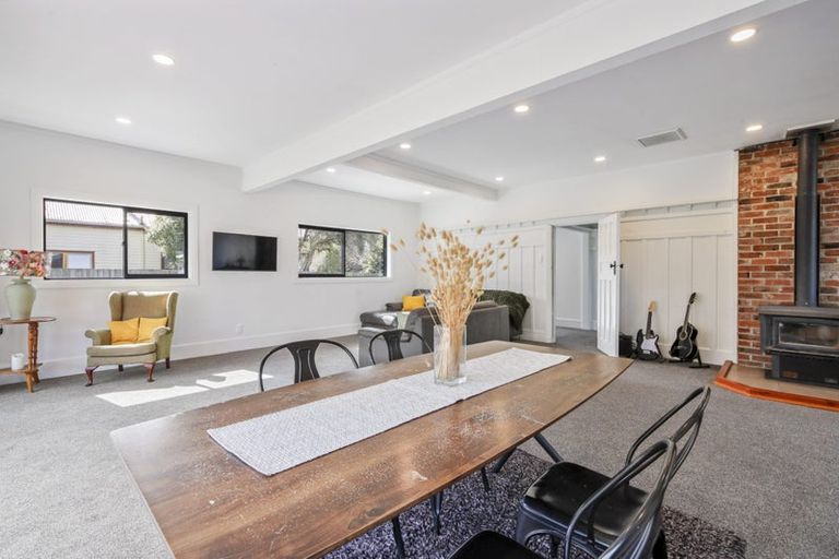 Photo of property in 191 High Street, Oxford, 7430