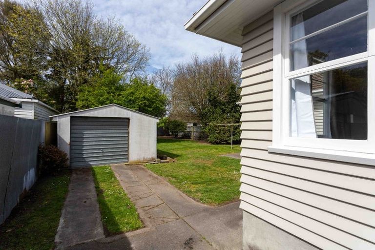 Photo of property in 83 Middleton Road, Upper Riccarton, Christchurch, 8041