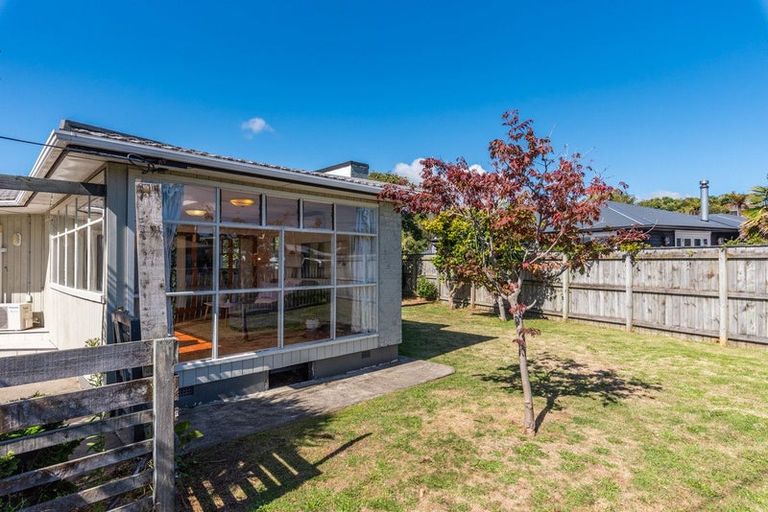 Photo of property in 44 Menin Road, Raumati South, Paraparaumu, 5032