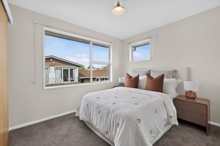 Photo of property in 20 Delaware Crescent, Russley, Christchurch, 8042