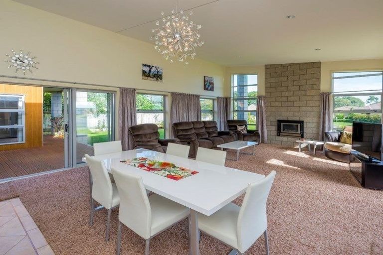 Photo of property in 7 Kilsby Place, Levin, 5510