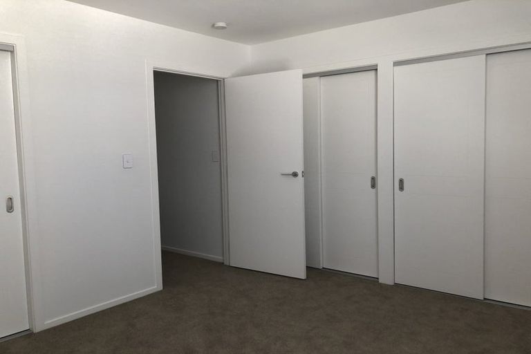 Photo of property in 17 Waka Moana Drive, Hobsonville, Auckland, 0616