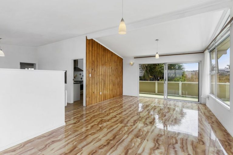 Photo of property in 3 Huka Road, Birkenhead, Auckland, 0626