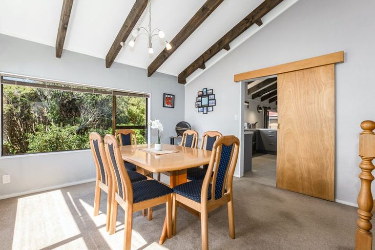 Photo of property in 23 Exploration Way, Whitby, Porirua, 5024