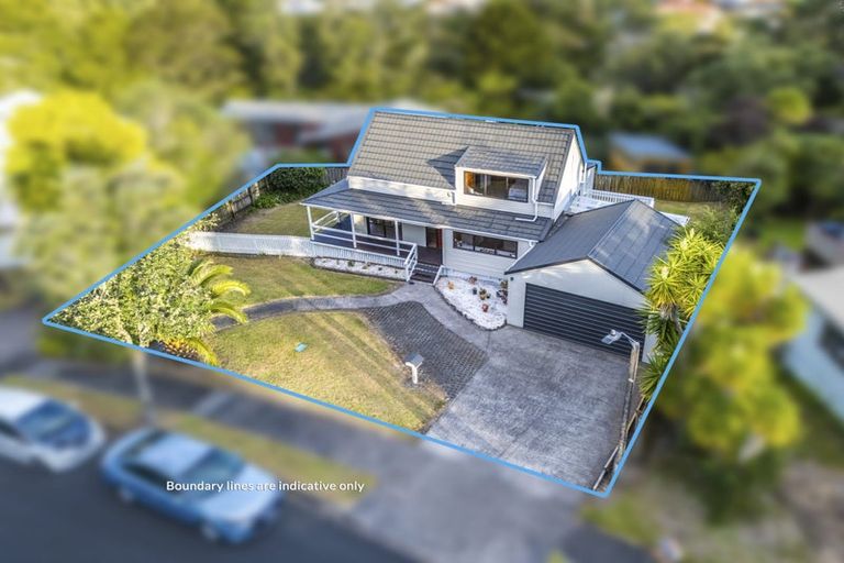 Photo of property in 5 Chardon Place, Henderson, Auckland, 0612