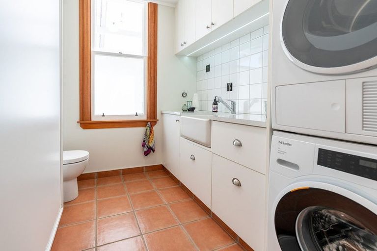 Photo of property in 34 Simla Crescent, Khandallah, Wellington, 6035