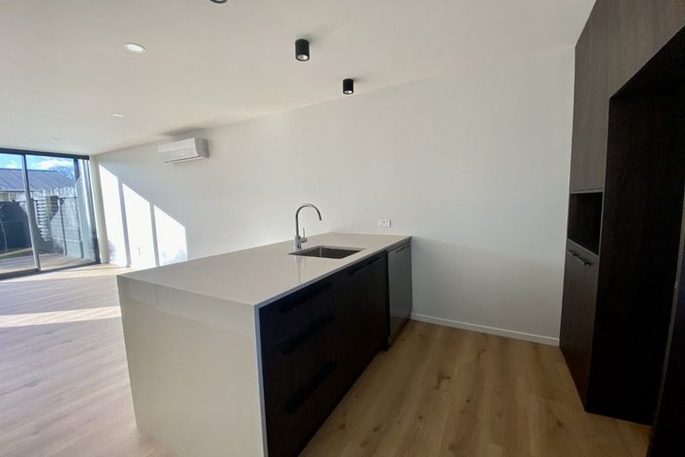 Photo of property in 6/89 Champion Street, Edgeware, Christchurch, 8013