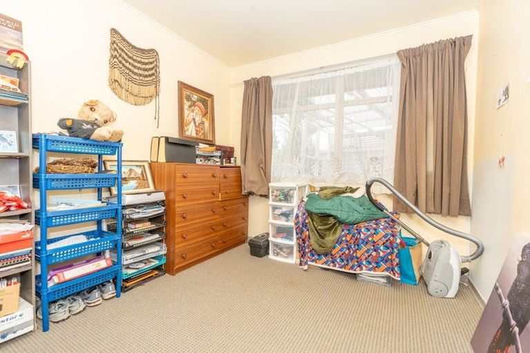 Photo of property in 35 Pulham Crescent, Queenwood, Hamilton, 3210