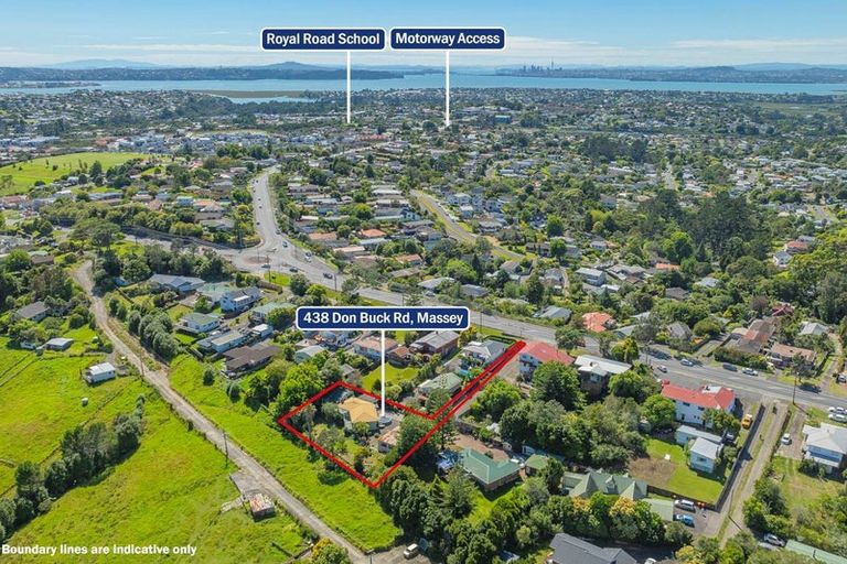 Photo of property in 438 Don Buck Road, Massey, Auckland, 0614