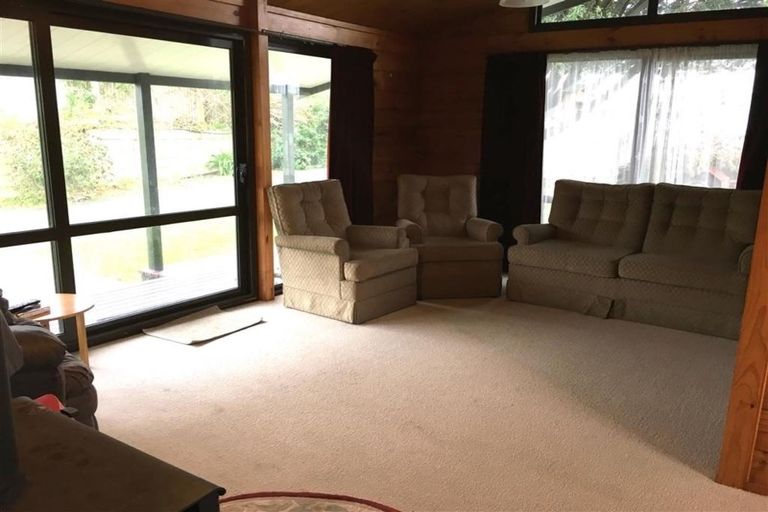 Photo of property in 3 Tasman Road, Otaki Beach, Otaki, 5512