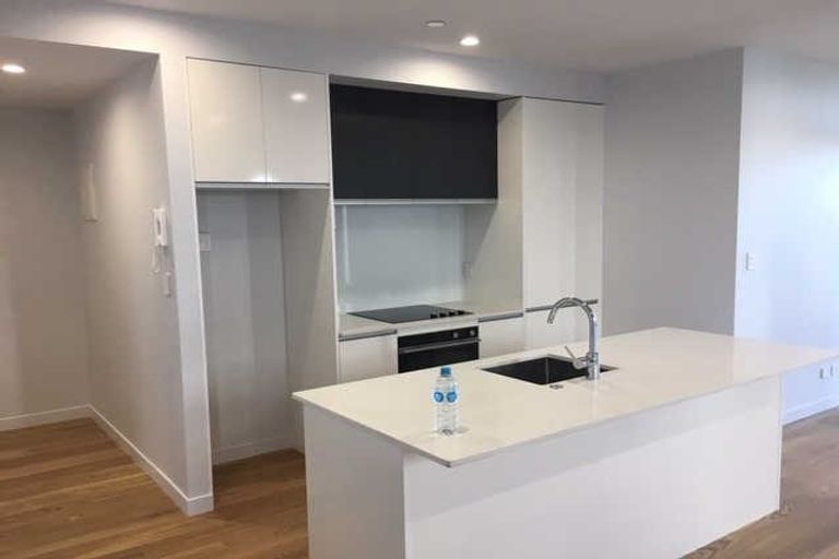 Photo of property in Frank Sargeson Apts, 508/74 Anzac Street, Takapuna, Auckland, 0622