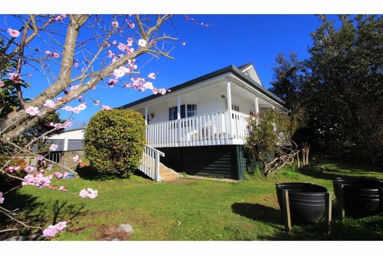 Photo of property in 11 Lawrence Street, Havelock, 7100