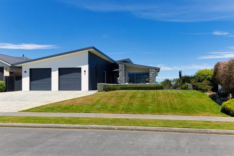 Photo of property in 25 Miromiro Drive, Kaikoura, 7300