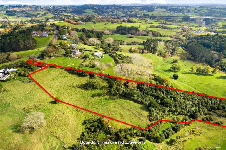 Photo of property in 196 Trig Road, Whitford, 2571