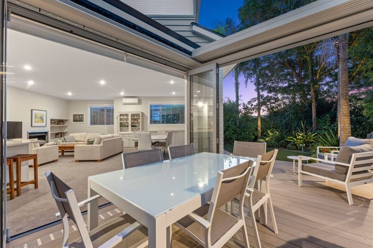 Photo of property in 53a Kowhai Road, Mairangi Bay, Auckland, 0630