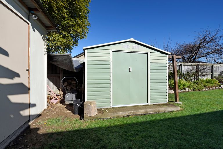 Photo of property in 35 Hollybush Drive, Brightwater, 7022