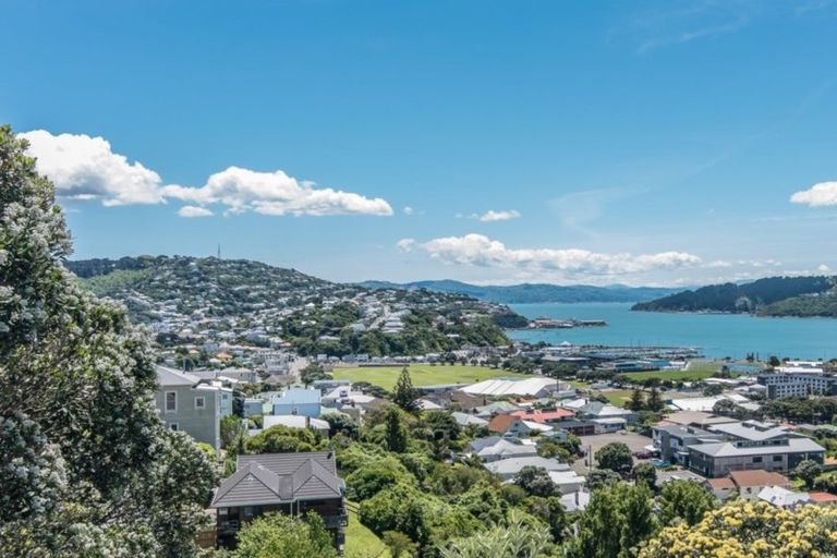 Photo of property in 91a Duncan Terrace, Kilbirnie, Wellington, 6022