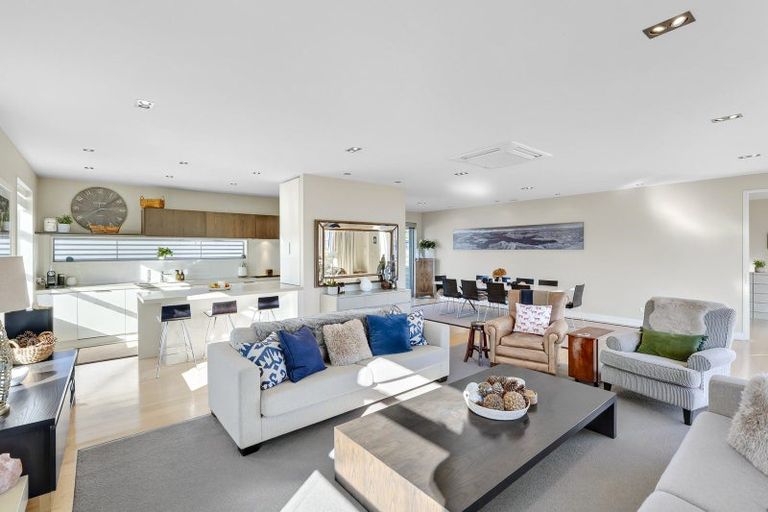 Photo of property in 6 Clearview Street, Wanaka, 9305