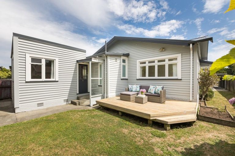 Photo of property in 81 Heretaunga Street, Palmerston North, 4414