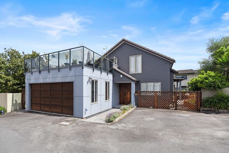 Photo of property in 2 Ashley Street, St Andrews, Hamilton, 3200