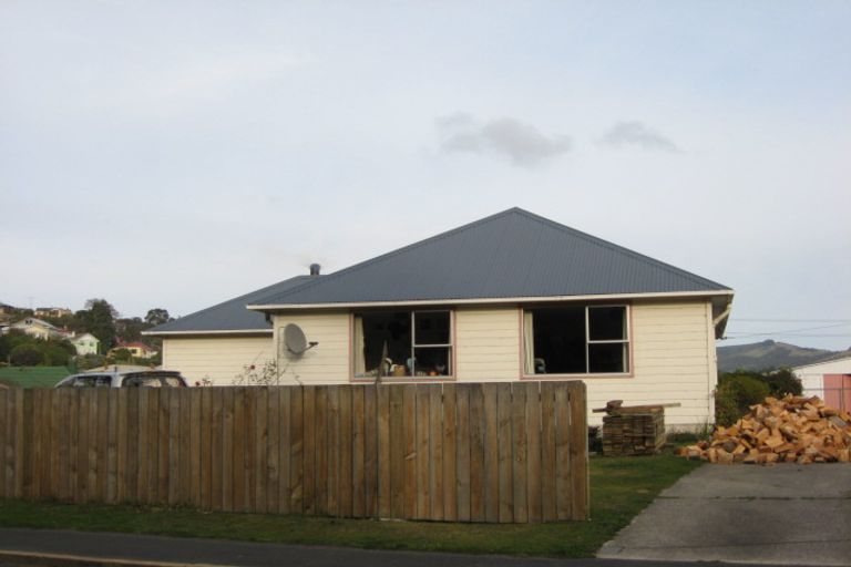 Photo of property in 51 Albertson Avenue, Port Chalmers, 9023