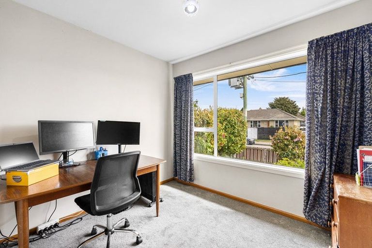 Photo of property in 22 Greenhurst Street, Sockburn, Christchurch, 8042